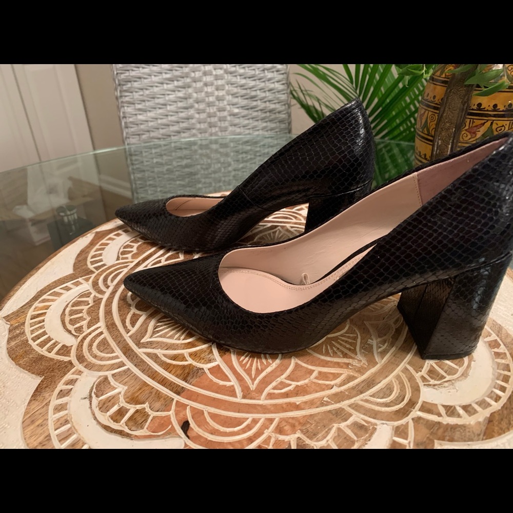 Zara black snakeskin pumps